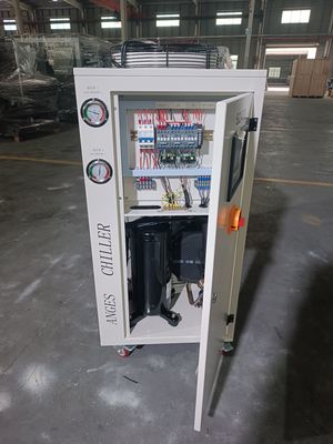 kaufen 3 Tonnen 3 PS Industrie-Luftgekühlter Kühler zur schnellen Abkühlung von Extrudierten online manufacture