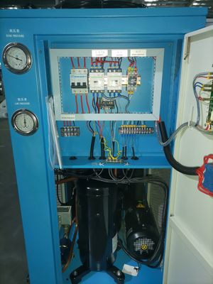 kaufen Präzision und Effizienz 2,5 m3/h Kühlwasserstrom Luftgekühlte variable Geschwindigkeitskühlgeräte zur Labortemperaturkontrolle online manufacture